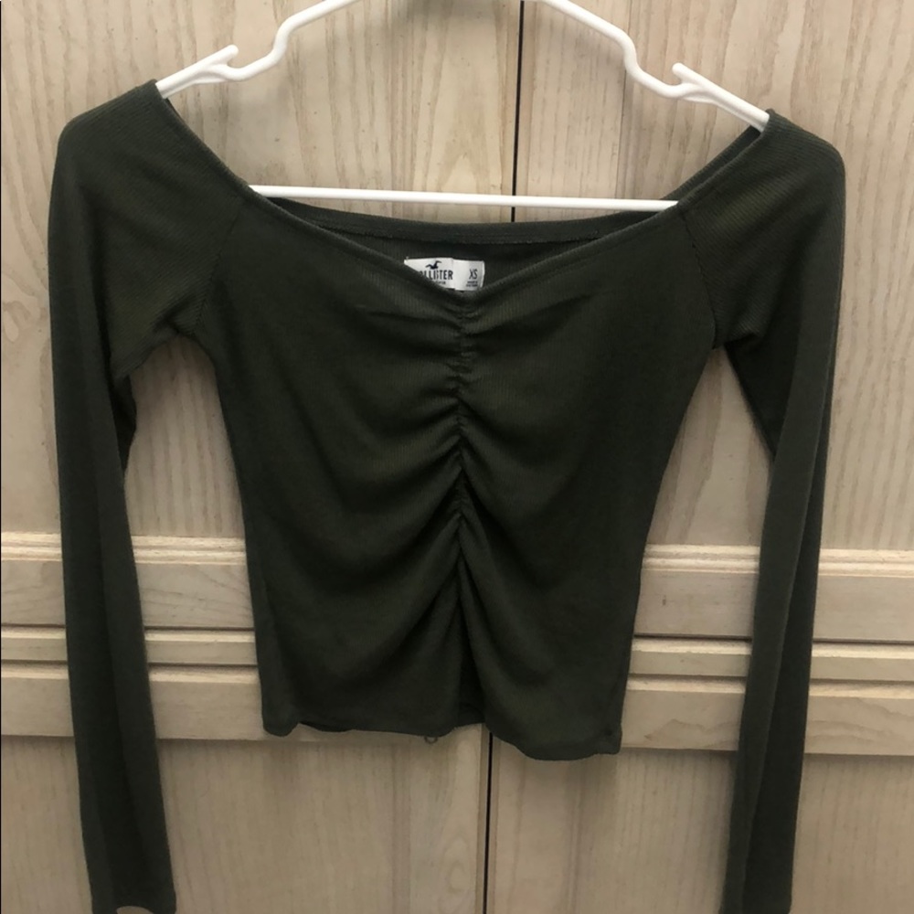 hollister olive ribbed long sleeve shirt